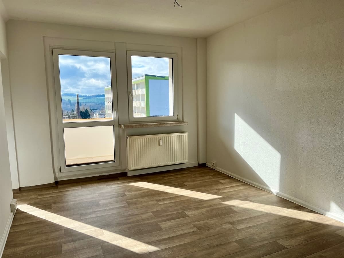 Helle 3-Raum-Wohnung mit Balkon im 3. Obergeschoss - Ansicht 2