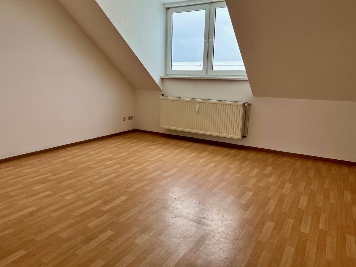 2-Raum-Wohnung im Dachgeschoss inkl. 10 % Kraxelrabatt - Ansicht 2