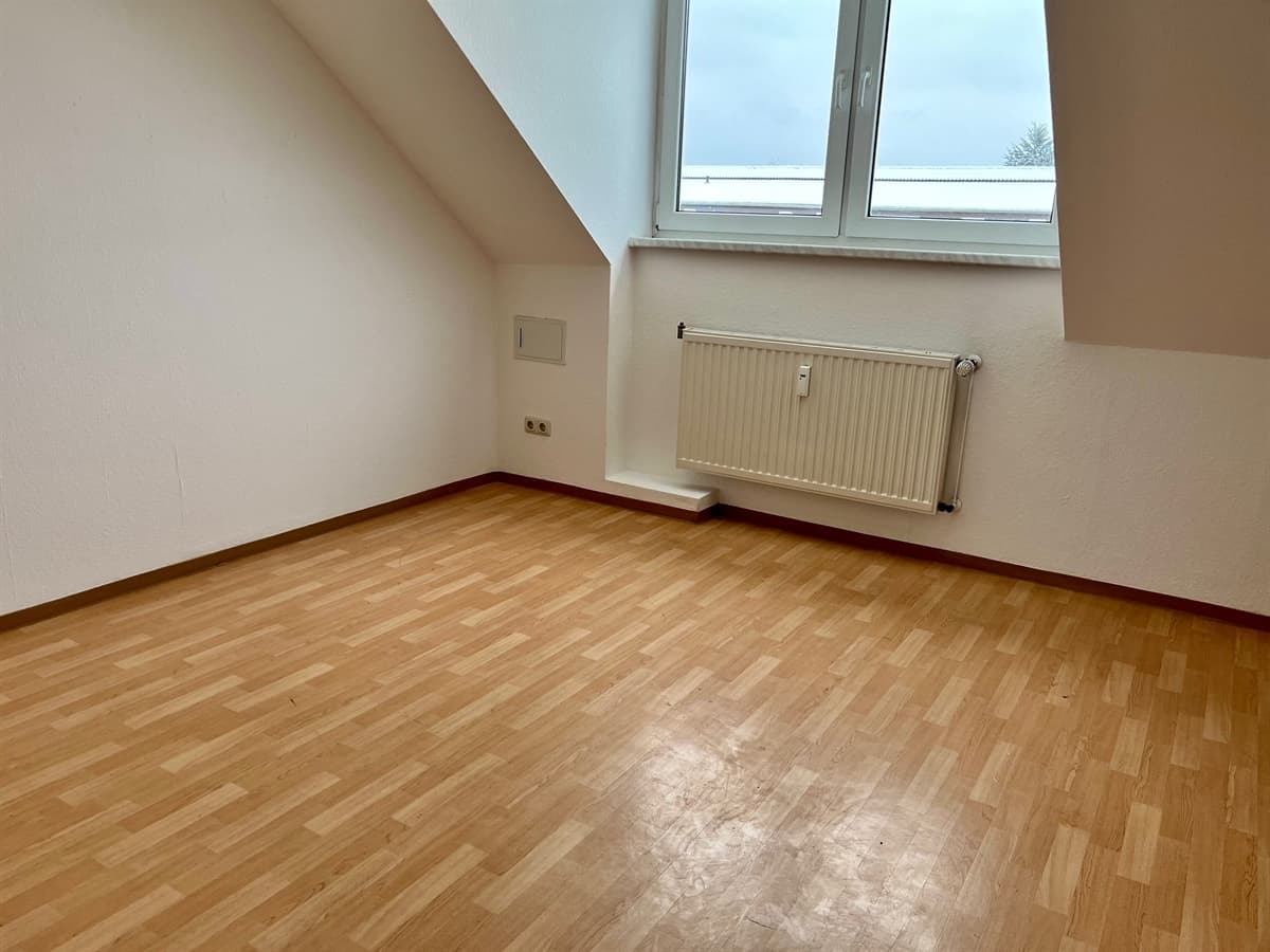 2-Raum-Wohnung im Dachgeschoss inkl. 10 % Kraxelrabatt - Ansicht 3
